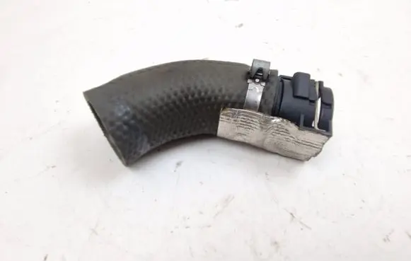 Nissan Qashqai Engine coolant pipe/hose 