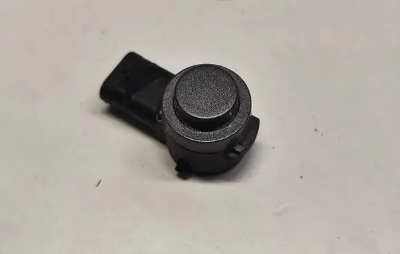 Audi A4 S4 B9 8W Parking PDC sensor 5Q0919275B E231963