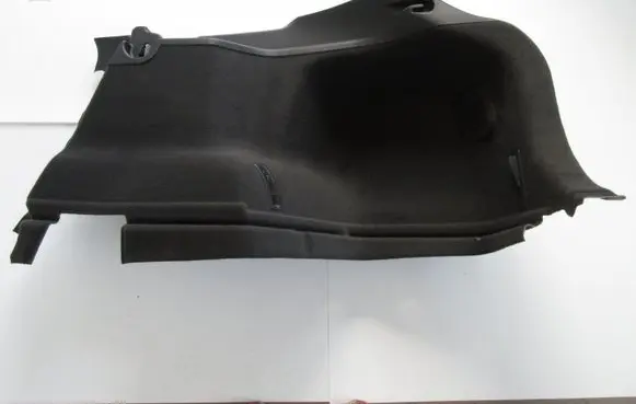 Toyota Avensis T270 Trunk/boot lower side trim panel 