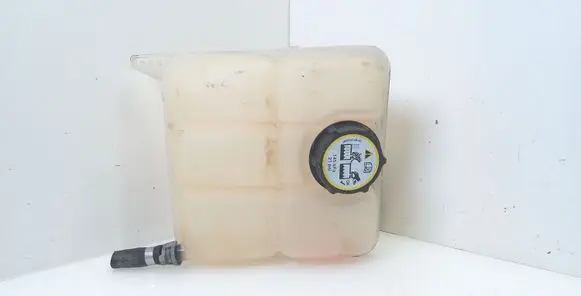 Coolant expansion tank/reservoir