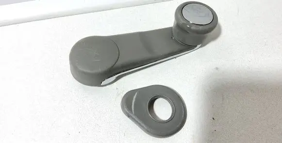 Audi 100 S4 C4 Rear door window winding handle 443837575A 893837597B 443837581D
