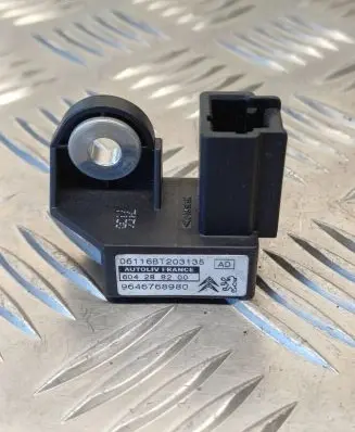 Peugeot 307 Airbag deployment crash/impact sensor 9646768980 604288200 06116BT203135