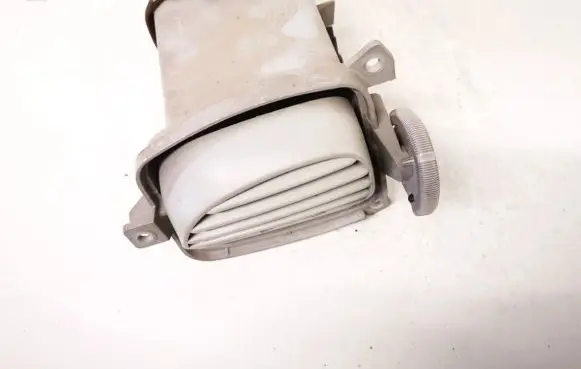 Nissan Almera Tino Dash center air vent grill 68760bu200