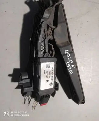 Volkswagen Golf V Accelerator throttle pedal 1K1721503P