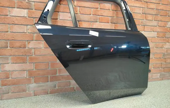 Rear door