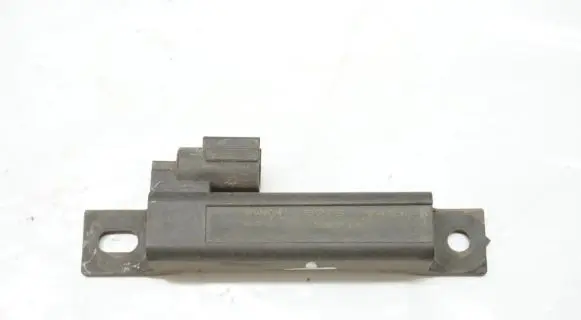 Renault Koleos I Aerial antenna filter 87757451