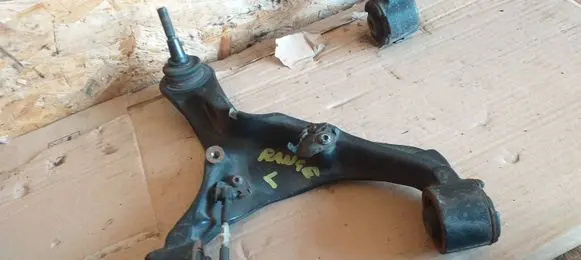 Land Rover Range Rover Sport L320 Front lower control arm/wishbone RBJ500850