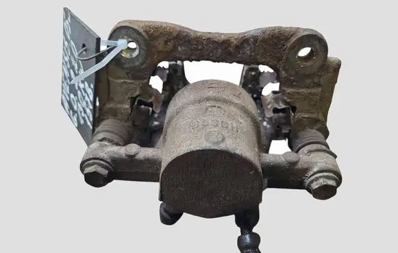 Toyota Avensis T250 Rear brake caliper
