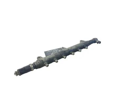 Volvo V70 Fuel main line pipe 8658252 0445215010