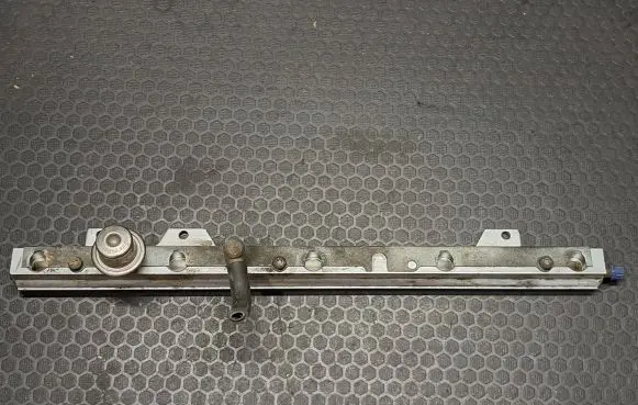 Volvo S60 Fuel main line pipe 0280161509 9186278