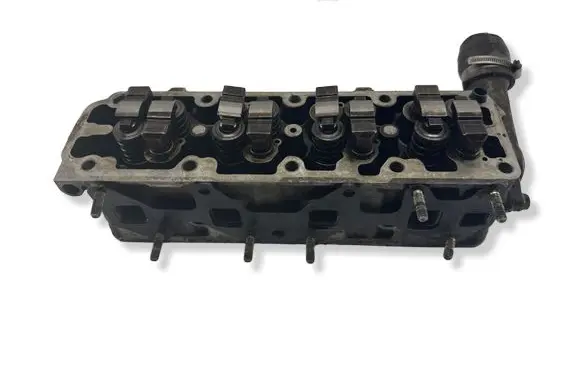 Opel Corsa B Engine head 90209918