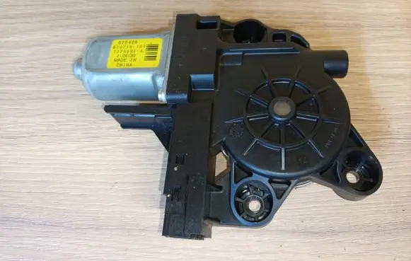 Volvo S80 Front door window regulator motor 970715101