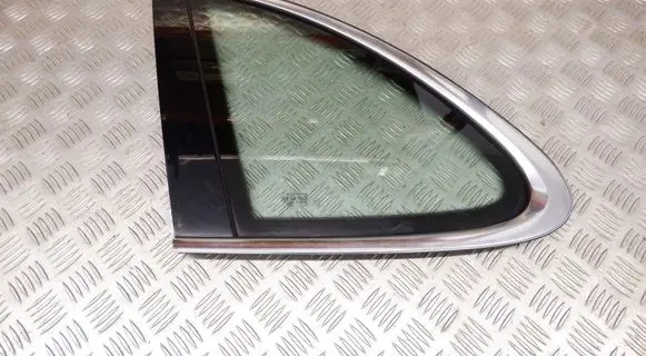 Porsche Cayenne (92A) Rear side window 
