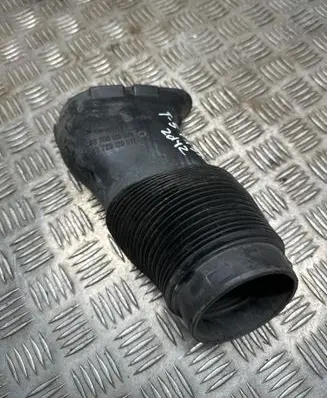 Volkswagen Multivan T5 Air intake duct part 7E0129647 7H0129578 7H0129647