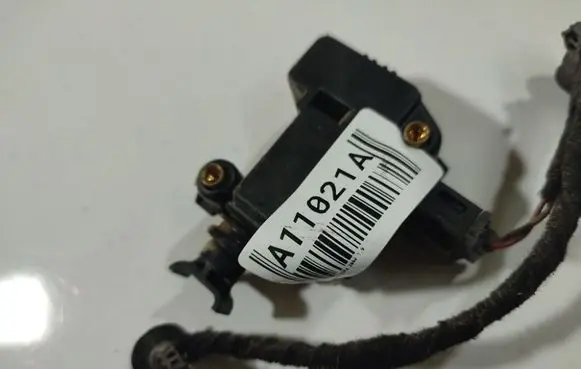 Volkswagen Bora Soft lock spindle drive 86113142