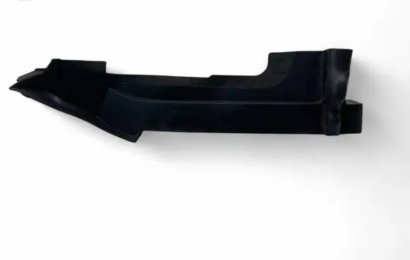 Audi Q7 4M Fender end trim 4M0821170C