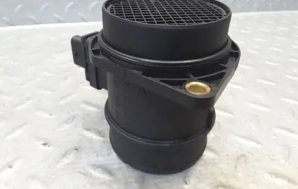 KIA Ceed Mass air flow meter 021050002 9021050002 281642A500