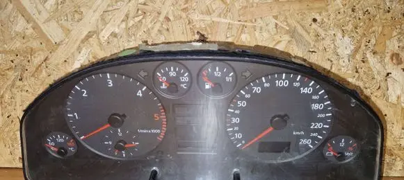 Audi A6 S6 C5 4B Speedometer (instrument cluster) 4b0919860e 110008888001 410919