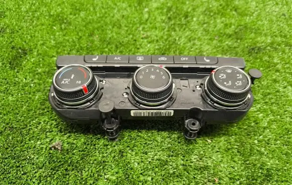 Volkswagen Golf VII Climate control unit 5G0907426K
