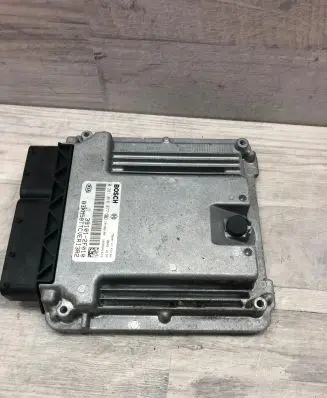 KIA Sorento Engine control unit/module 391012F010 0281016877 1039S41619
