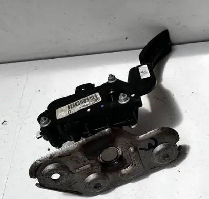 Nissan Murano Z51 Clutch pedal 18002CH100
