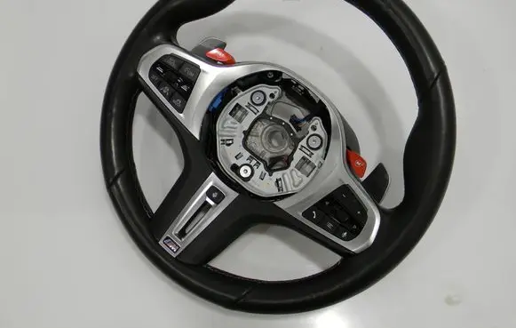 BMW M3 G80 Steering wheel 