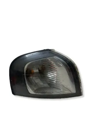 Volvo S80 Front bumper turn signal 