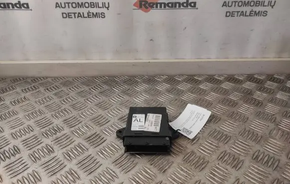 Opel Signum Door control unit/module 13111456