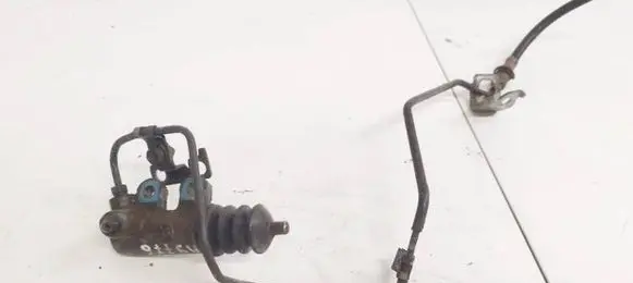 Toyota Avensis T220 Clutch master cylinder 