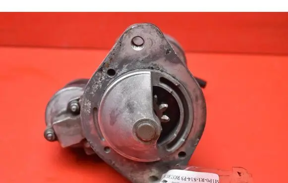 Toyota Corolla Verso E121 Starter motor 28100-0G020