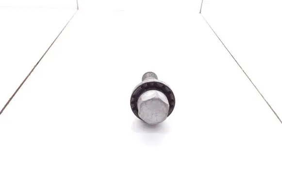 Volvo XC90 Nuts/bolts 