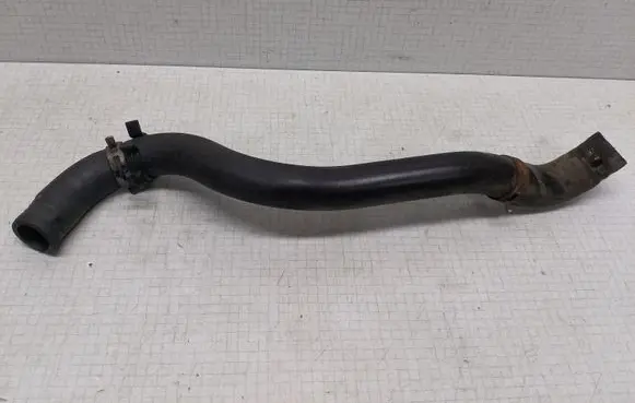 Ford Fiesta Engine coolant pipe/hose