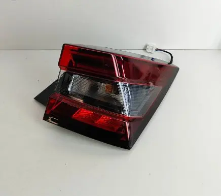 Nissan Juke II F16 Rear/tail lights 265506PA1B
