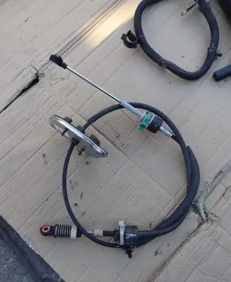 Gear shift cable linkage
