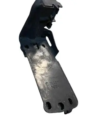 BMW 3 E90 E91 Radiator support slam panel bracket 7117811