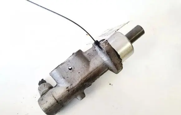 Nissan Note (E11) Master brake cylinder 3523