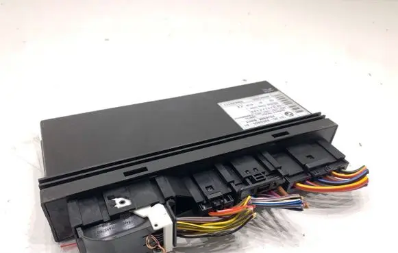 BMW 5 E60 E61 Central body control module 6952665