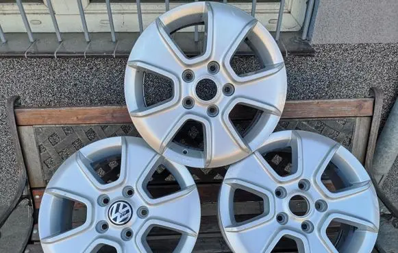 Volkswagen Amarok R16 alloy rim 