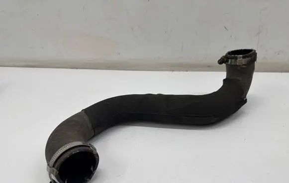 Intercooler hose/pipe
