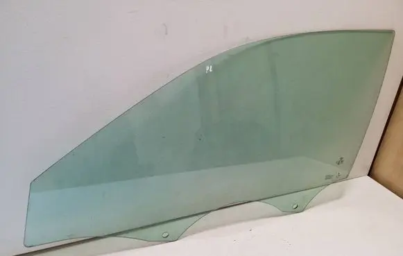 Audi Q2 - Front door window glass four-door 81A845201