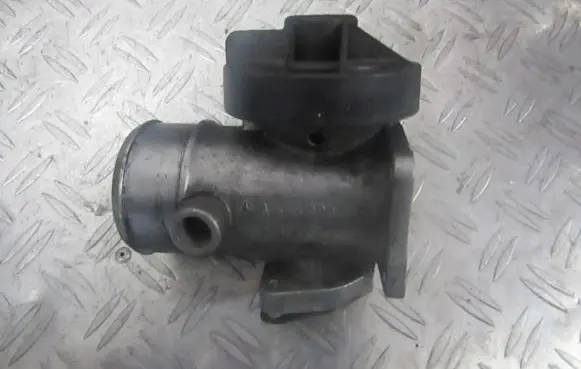 Mercedes-Benz A W168 EGR valve a6680900454
