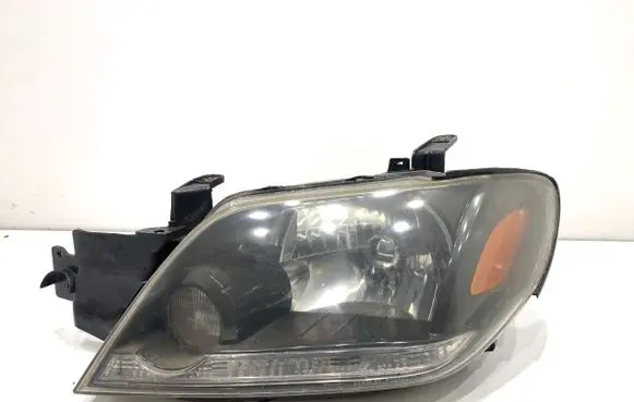 Mitsubishi Outlander Headlight/headlamp 