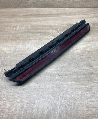 Volkswagen PASSAT B5 Third/center stoplight 3B9945097A