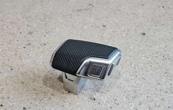 Audi Q7 4M Gear lever shifter trim leather/knob 4K2713140E