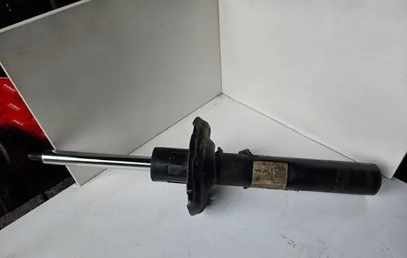 Volkswagen Golf VII Front shock absorber/damper 3Q0413031CM W483SZFV108