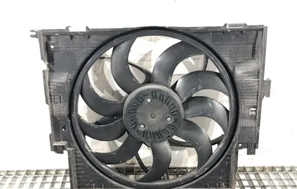 BMW 3 F30 F35 F31 Fan set 8641947