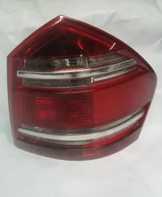 Mercedes-Benz GL X164 Rear/tail lights A1648200564