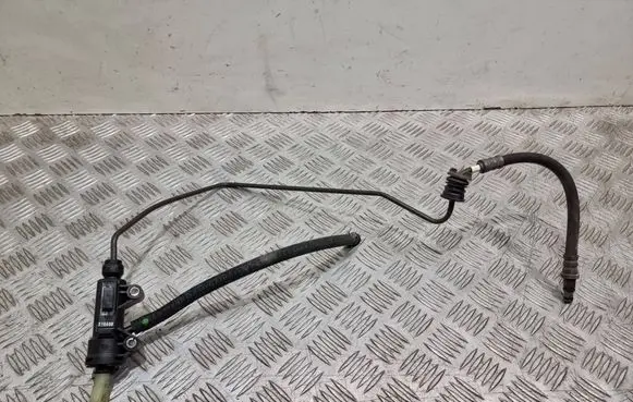 BMW 1 E81 E87 Clutch master cylinder 6773670 13670610