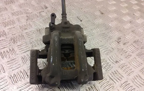 BMW 2 F22 F23 Rear brake caliper