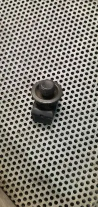 Renault Master II Wing mirror switch 7700303531